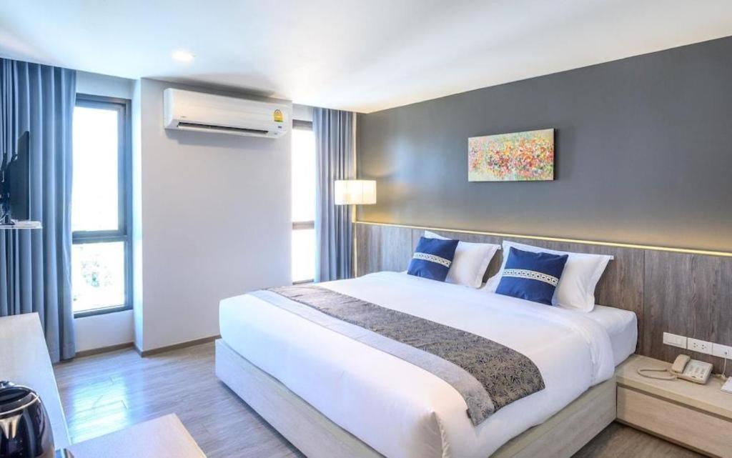 Iwish Hotel Бангкок Экстерьер фото